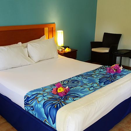 Hexagon International Hotel, Villas & Spa Nadi Buitenkant foto