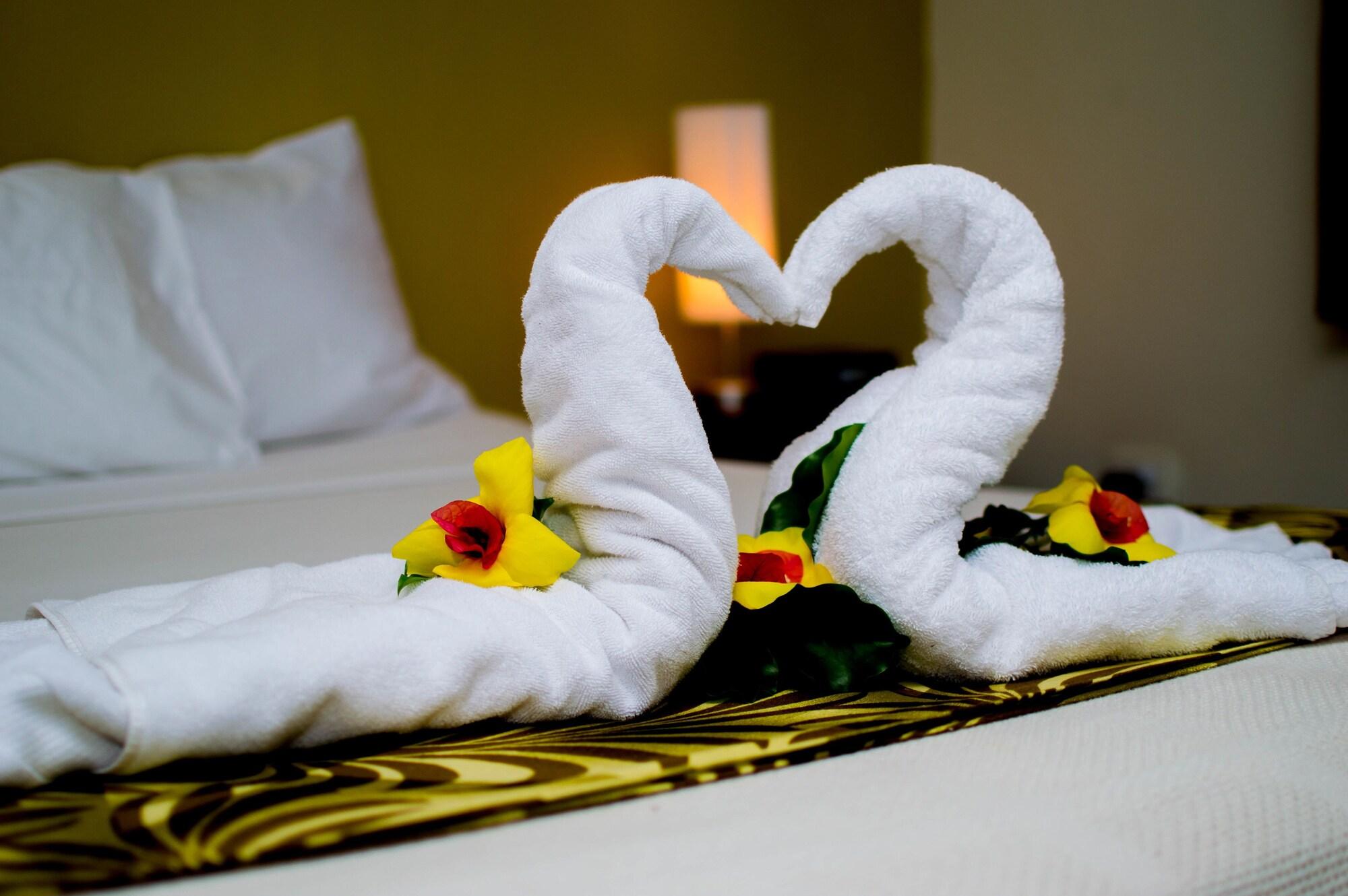 Hexagon International Hotel, Villas & Spa Nadi Buitenkant foto