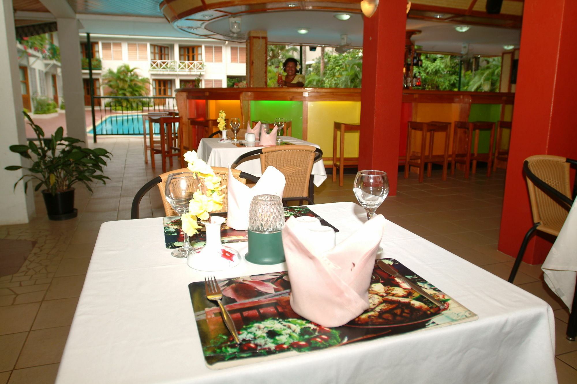 Hexagon International Hotel, Villas & Spa Nadi Buitenkant foto