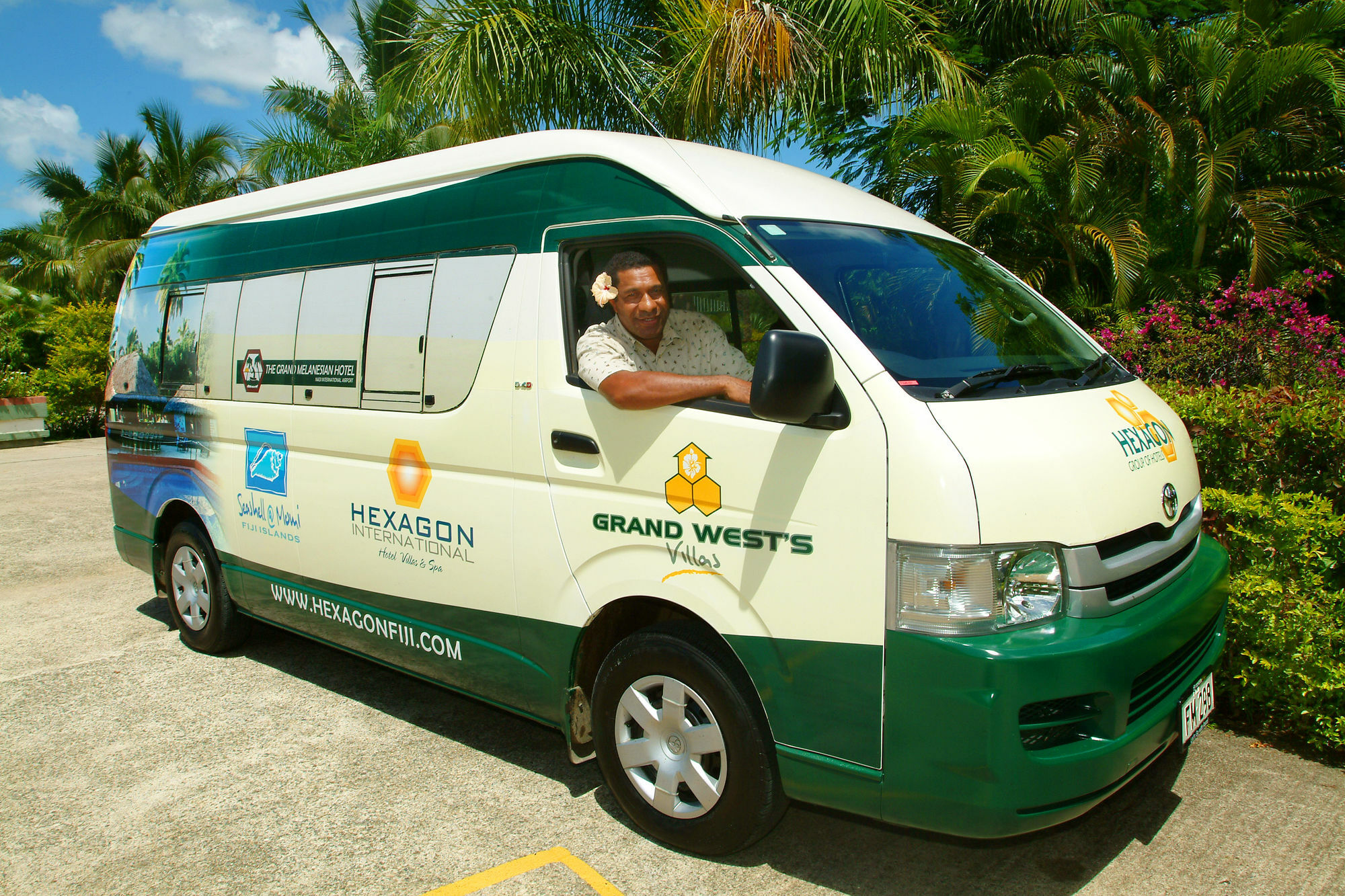 Hexagon International Hotel, Villas & Spa Nadi Buitenkant foto