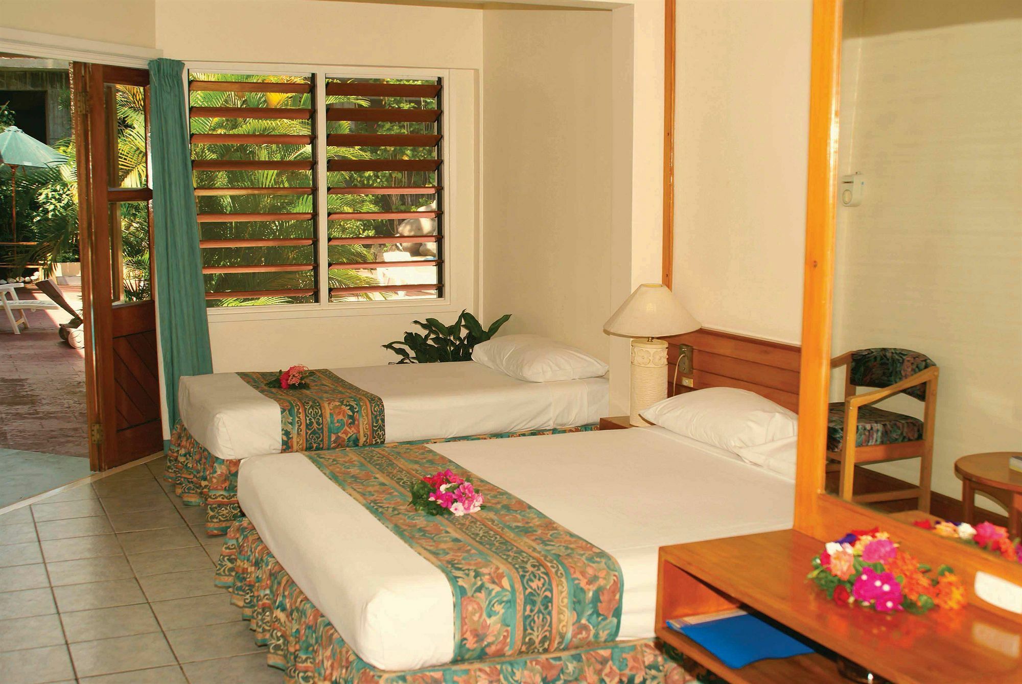 Hexagon International Hotel, Villas & Spa Nadi Buitenkant foto