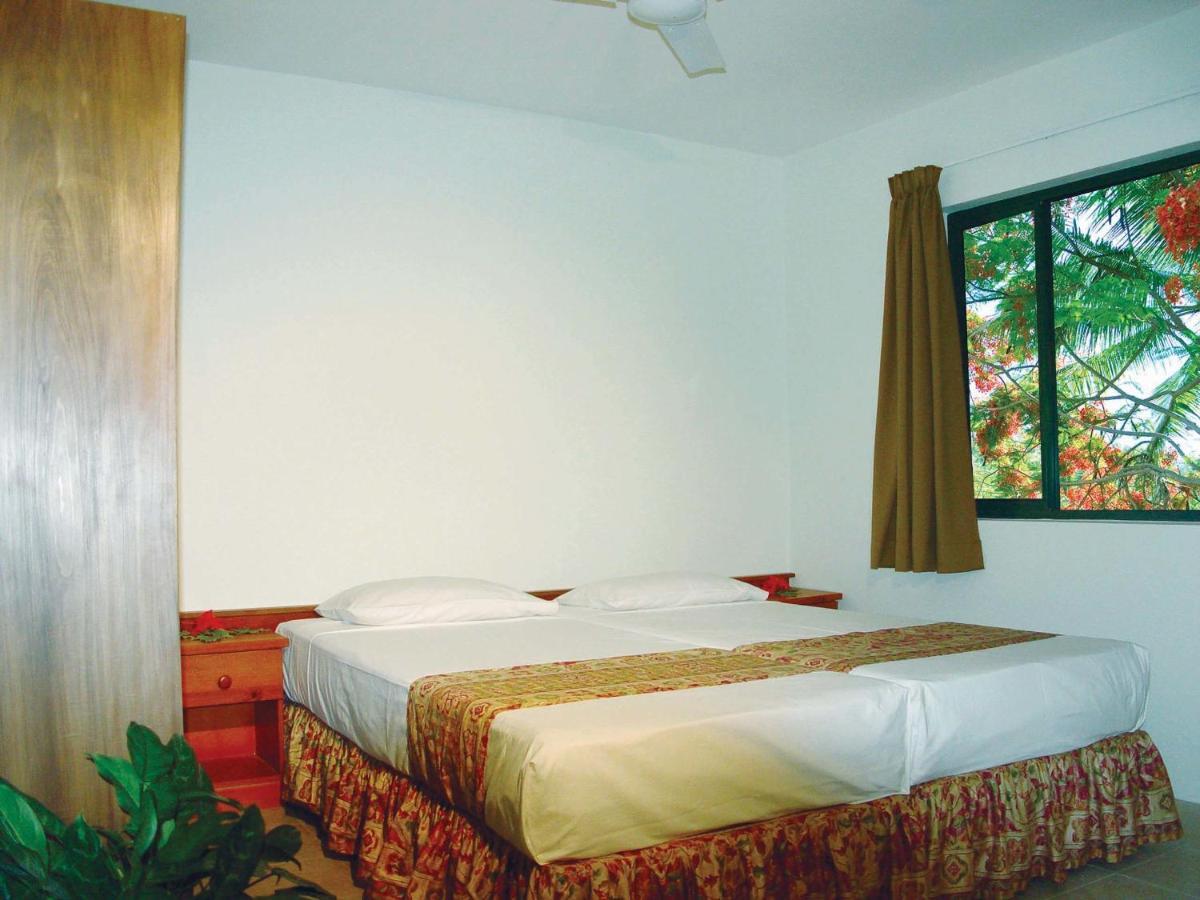 Hexagon International Hotel, Villas & Spa Nadi Buitenkant foto