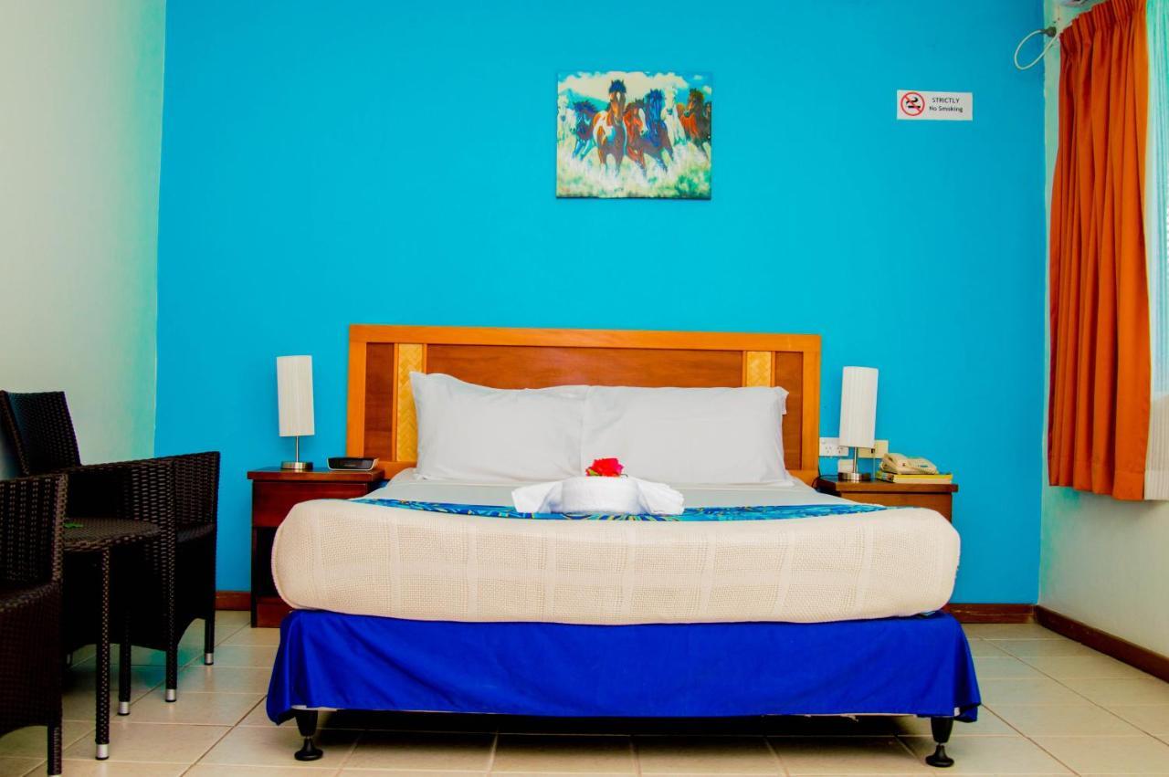 Hexagon International Hotel, Villas & Spa Nadi Buitenkant foto